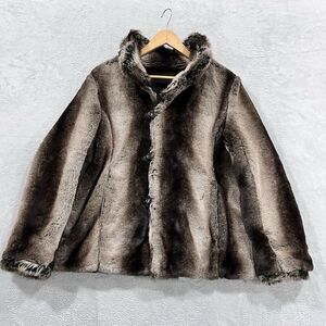 Orvis Jacket Reversible‎ Faux Fur M Button Black Brown Coat Women Fluffy